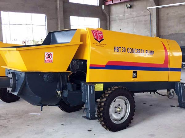mini concrete pump