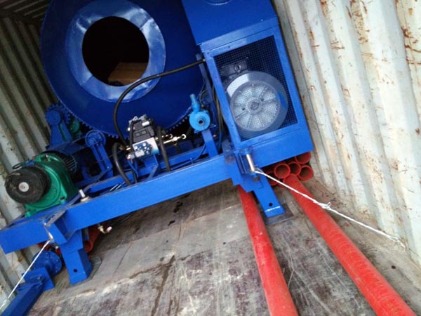 loading concrete mixer pump