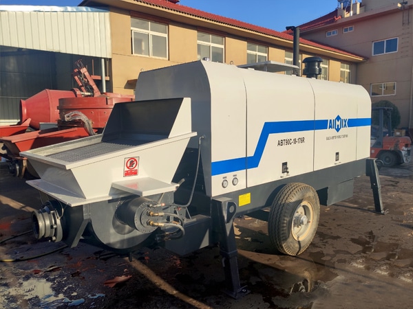 Loading Concrete Pump