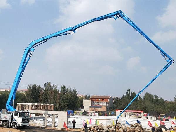 Concrete Pump Truck Working