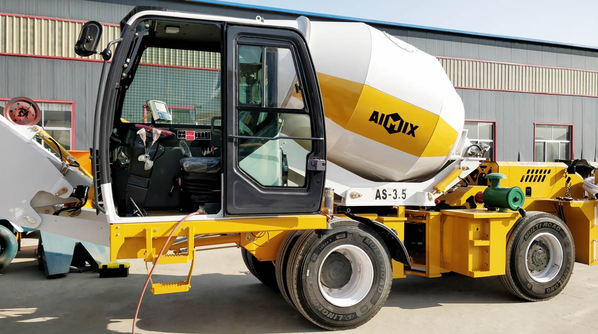 Self Loading Mixer