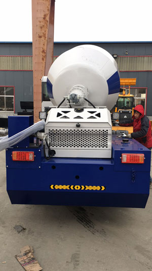 Self Loading Mixer in AIMIX Factory
