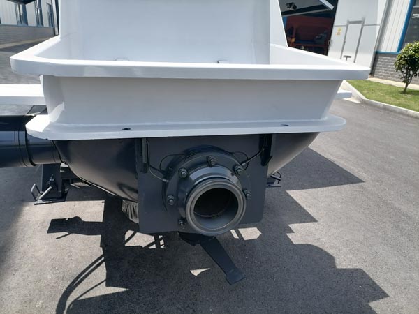 Pumping Outlet
