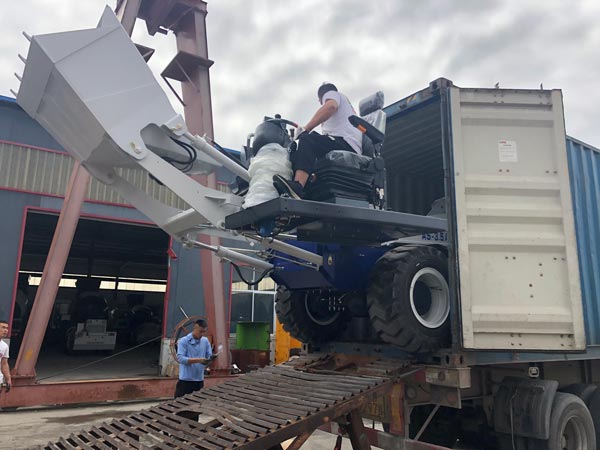 Loading Self Loading Concrete Mixer