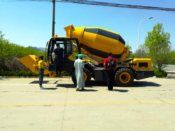Checking the Self Loading Mixer