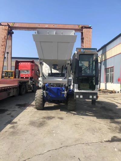Loading Concrete Mixer AS-3.5 to Russia