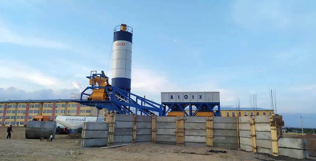 AJY35 mobile concrete plant for hospital house construction