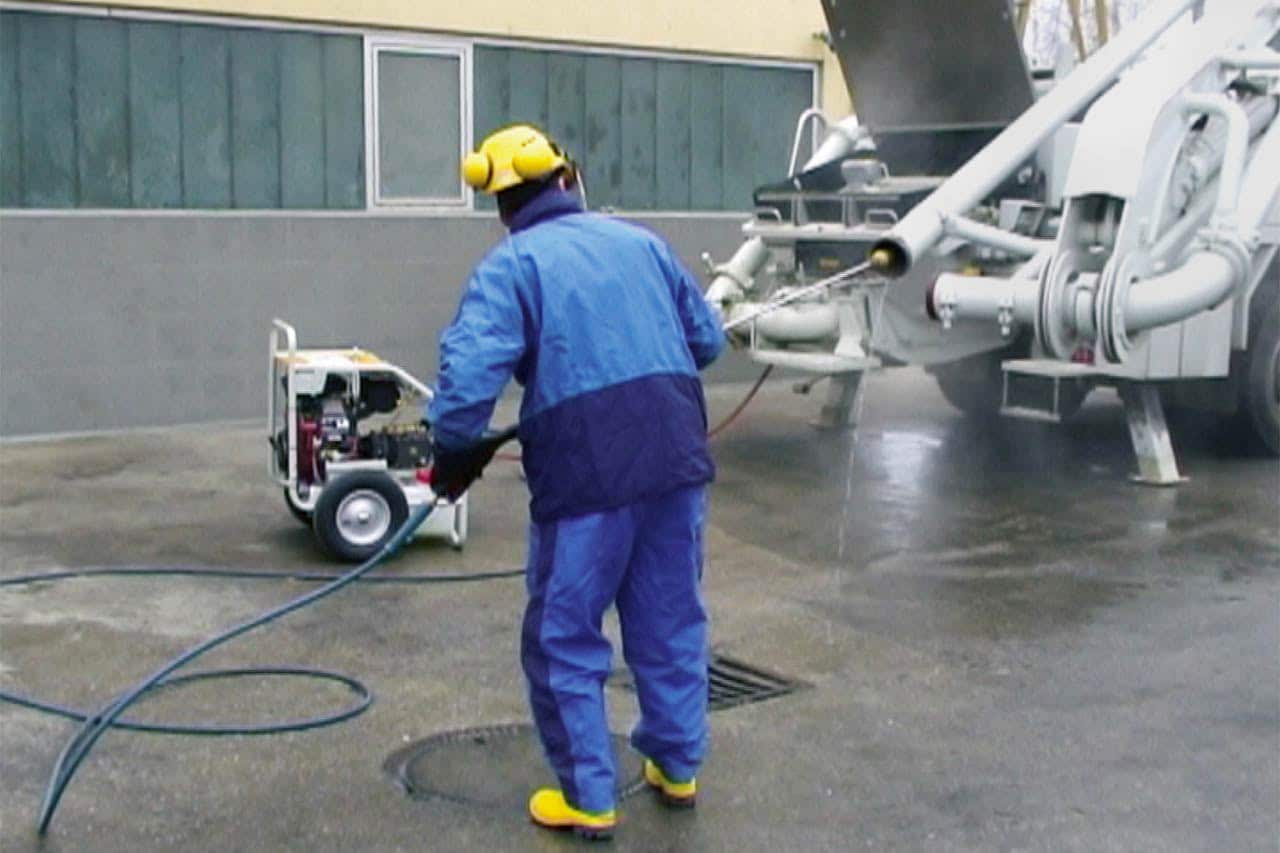 Cleaning of Small Boom Pump