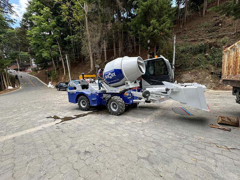 AS-1.8 mini self loading concrete mixer for factory builds
