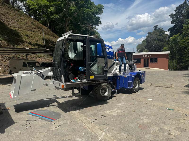 AS-1.8 self loading concrete mixer for factory construction