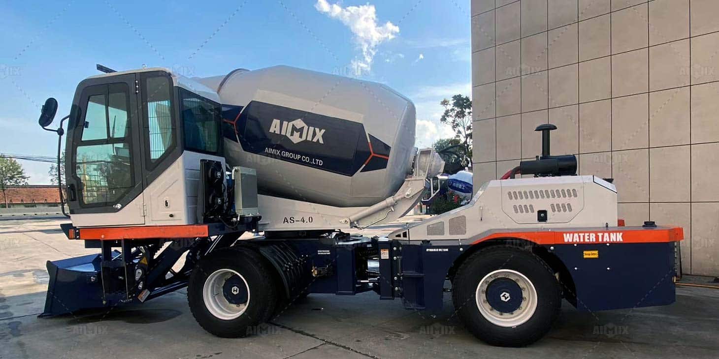 AS-4.0 Self Loading Concrete Mixer Used for Factory Construction in Dubai, UAE