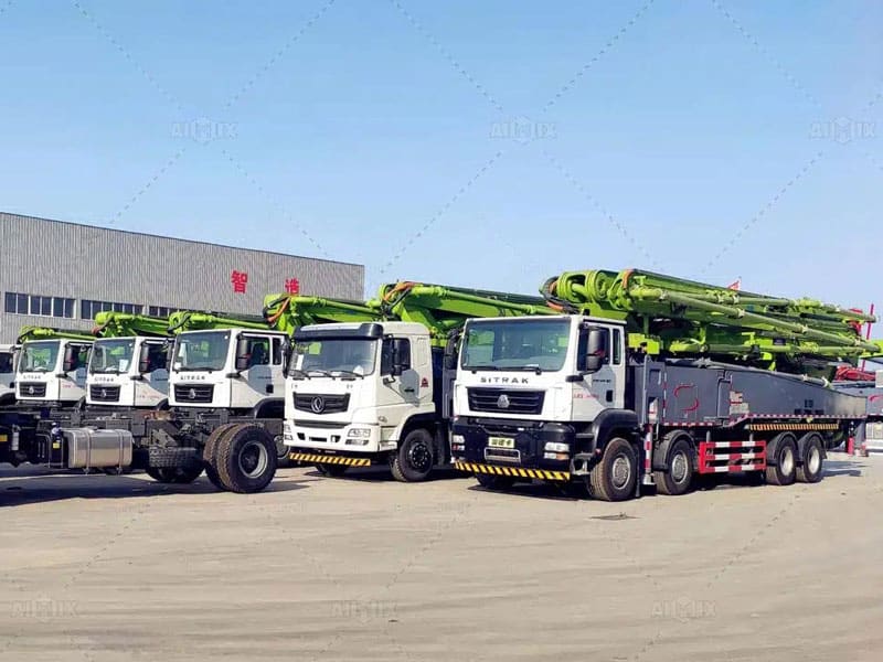 Find a concrete pump stocky in Morocco