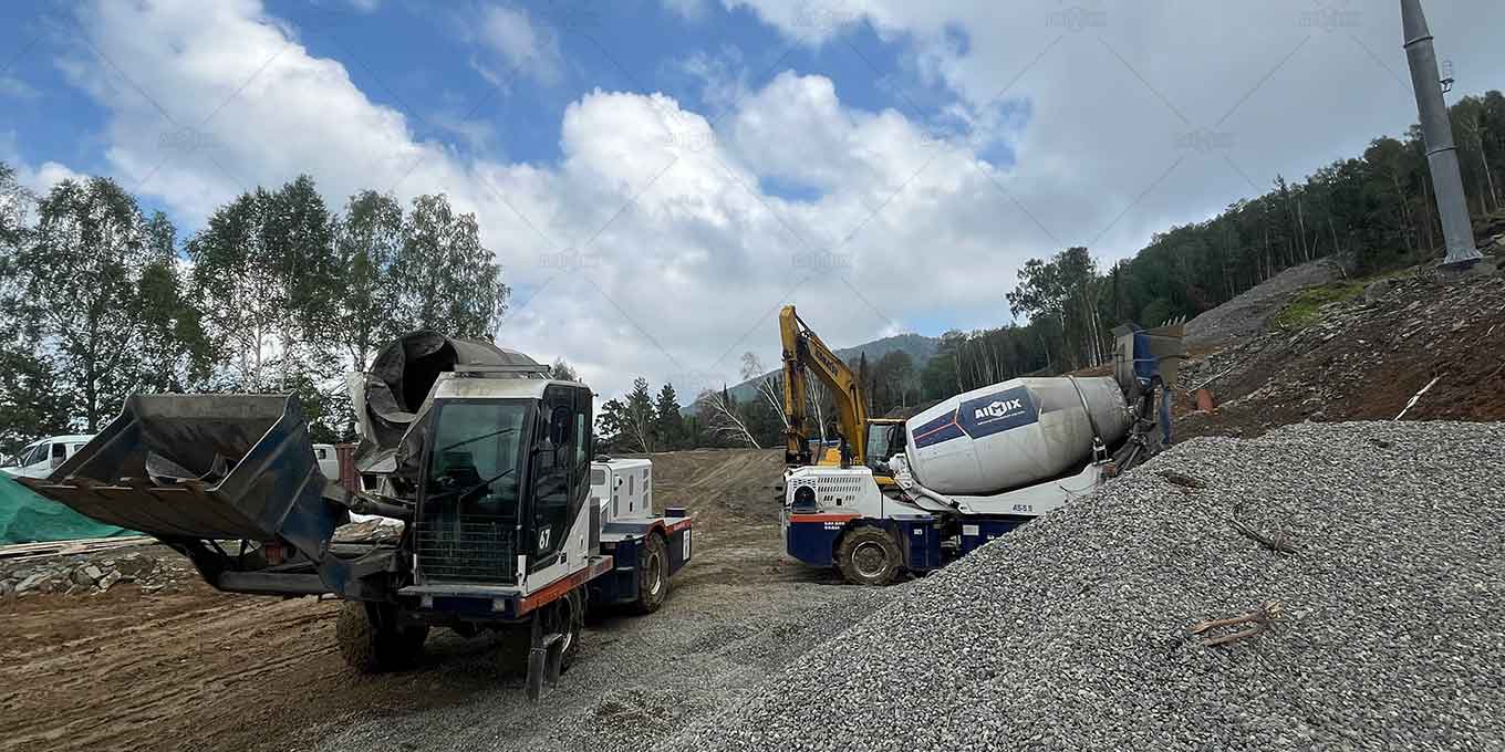 self loading concrete mixer in Uk
