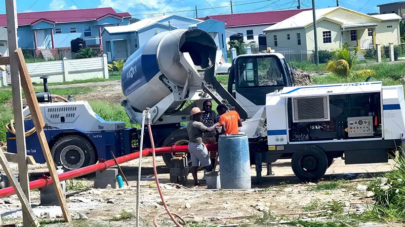 self loading mixer adding a concrete pump for house construction