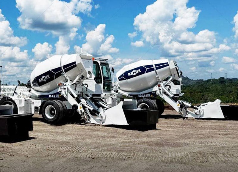 self loading mixer truck for commercial projects