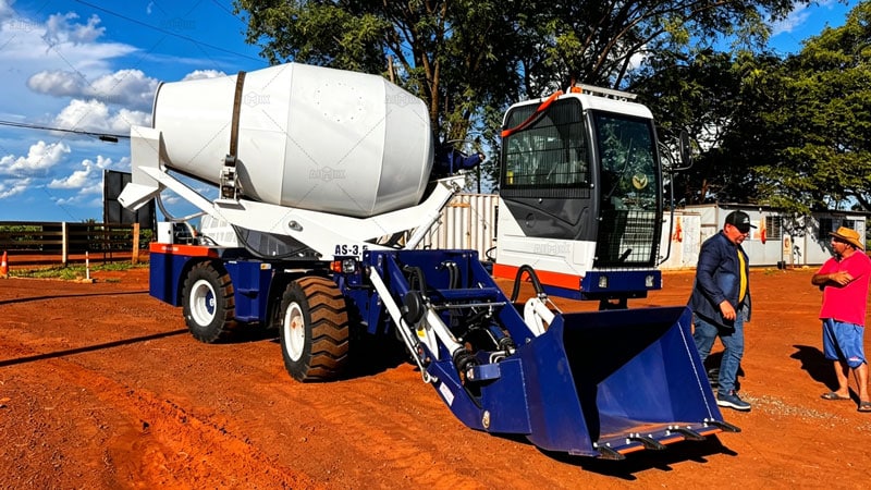 AIMIX AS-3.5 Self-Loading Concrete Mixer in Paraguay for Road Construction in Asunción,