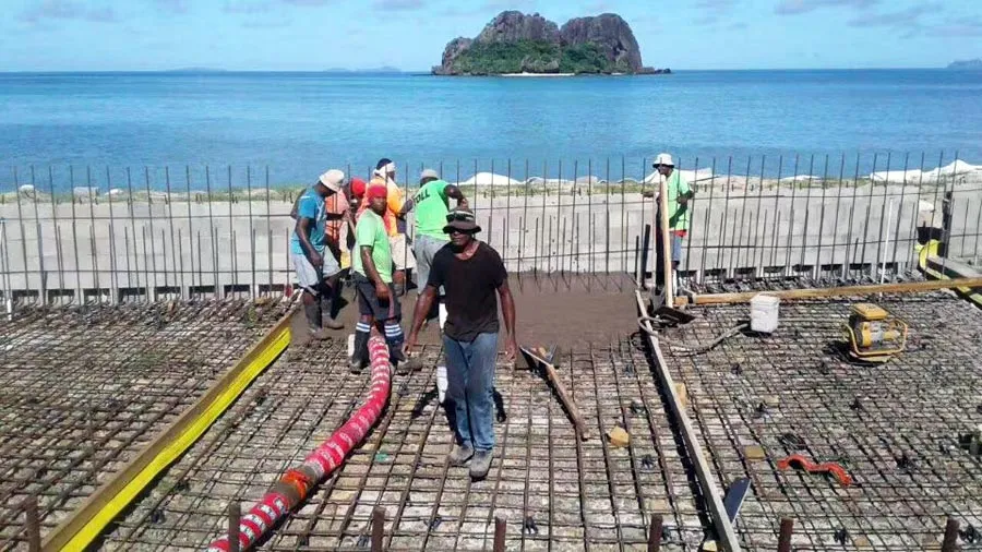 Aimix 建筑工地的混凝土搅拌机和泵