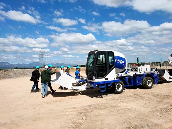 AS-1.8 Self Loading Mixer