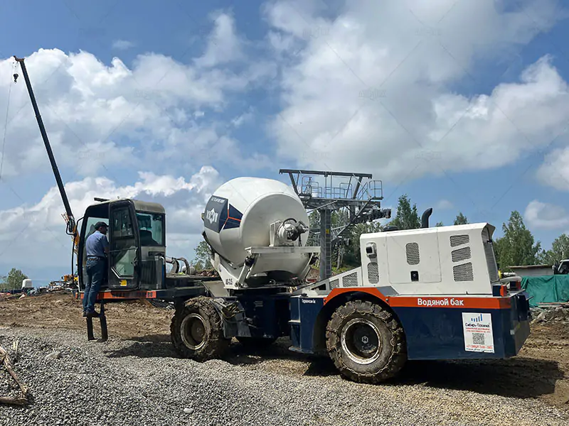 AS-3.5 self loading concrete mixer working in Russia’s Altai Mountains